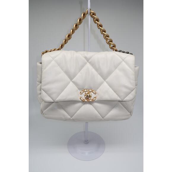 Chanel Leather Quilted CC Logo Chain Strap 19 Flap Crossbody Bag White - Picture 1 of 16